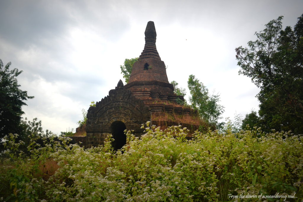 Mrauk U - Traveling in Myanmar and Absorbing It | Stories by Soumya