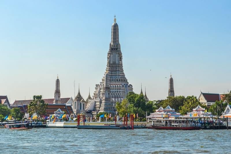 Wat Arun from across the Chao Phraya river