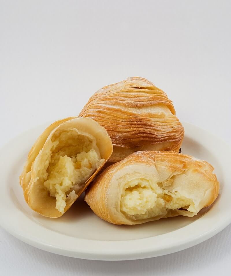 A sfogliatelle | Stories by Soumya