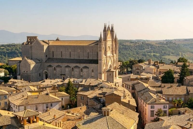 Orvieto Day Trip from Rome | Stories by Soumya