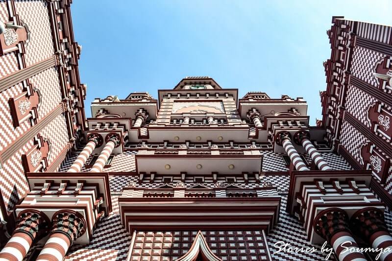 The beautiful and unique Red Mosque in Colombo