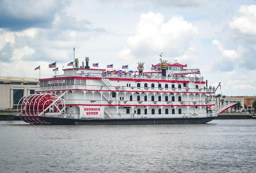 River cruises are a popular way to experience Savannah