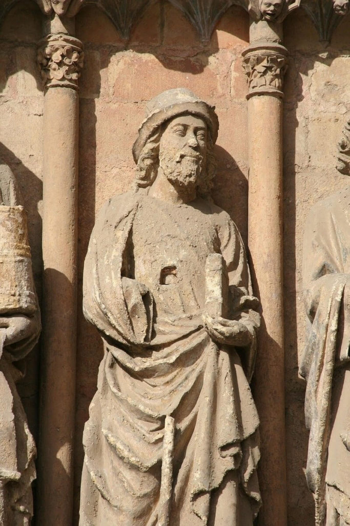 Figures on Leon Cathedral in Spain