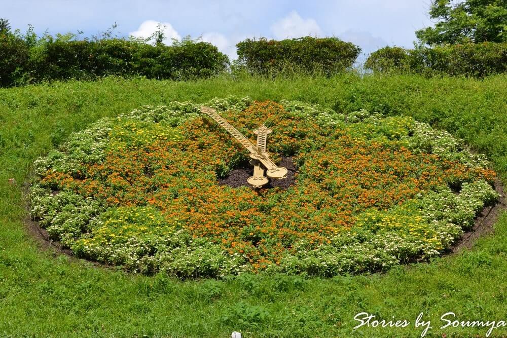 The flower clock at Leu Gardens