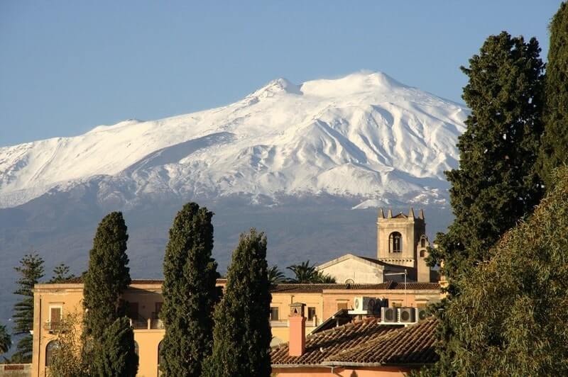 Mt. Etna in an unmissable attraction on every 5 days in Sicily itinerary