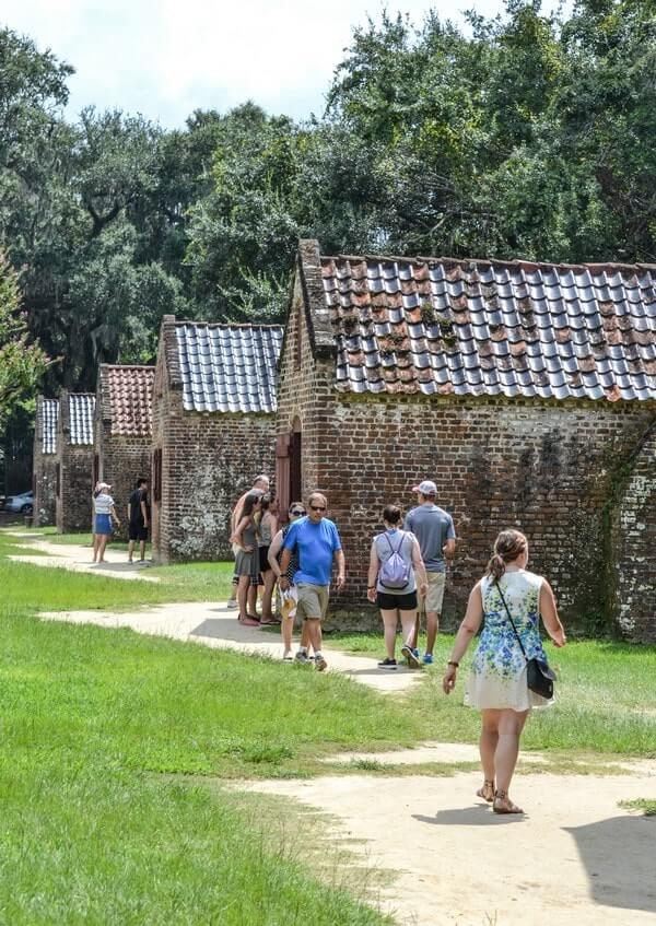 slave cabins at Boone Hall Plantation