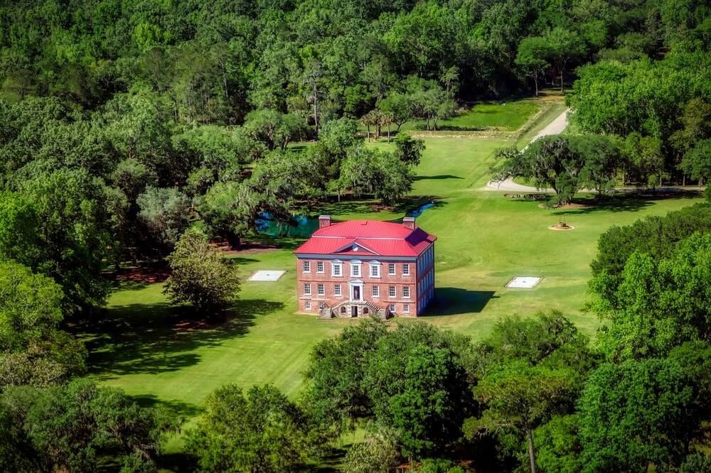 Drayton Hall in South Carolina - a wonderful Charleston day trip