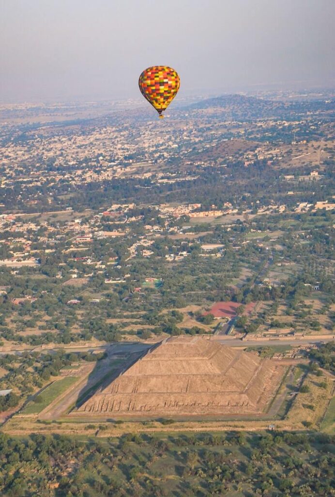 Hot Air Balloon over the Pyramid of the Sun