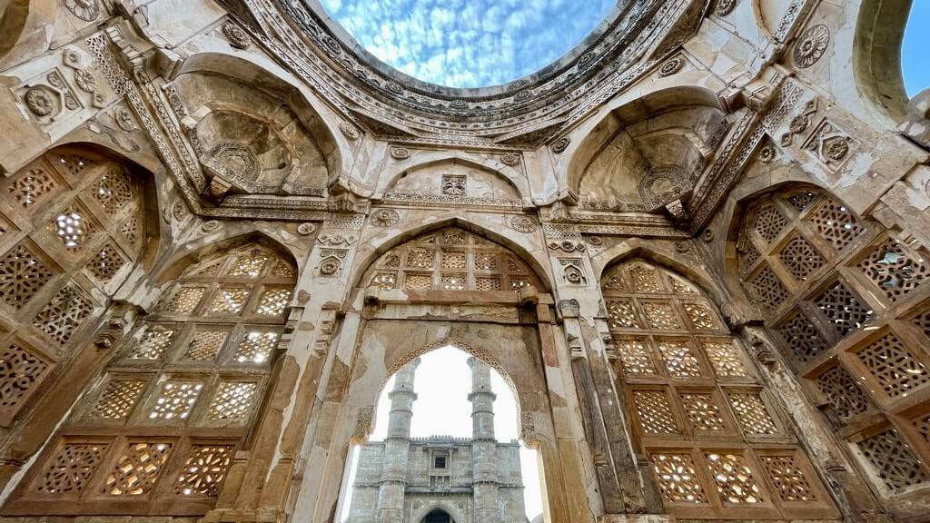 Impressive east porch of Jami Masjid in Champaner, Gujarat