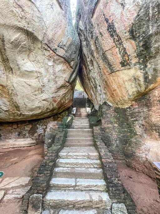 Rotsboog bij Sigiriya