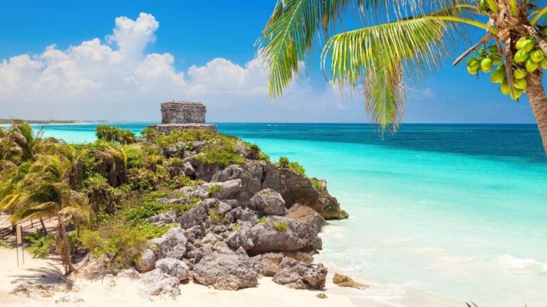 Visit the best Mayan ruins in Cancun with this helpful guide to the best Cancun pyramids and Mayan temples. Check out 12 beautiful Mayan ruins in and around Cancun and plan a memorable Cancun trip. #Mayan #Ruins #Cancun