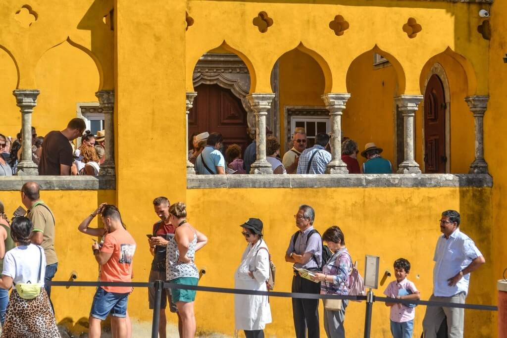 Crowds at Pena Palace