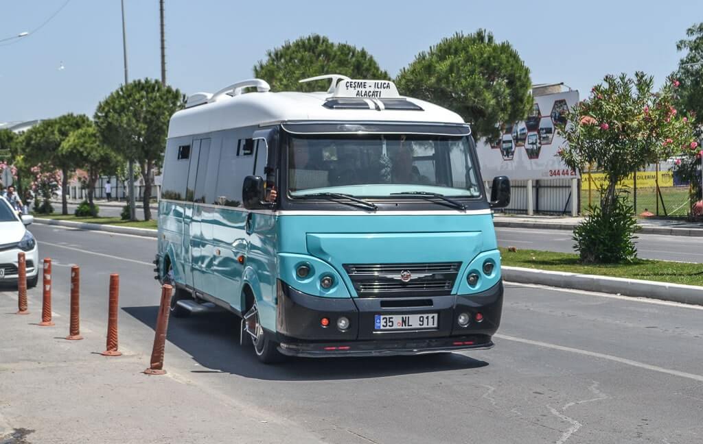 minivans of Alacati called domus