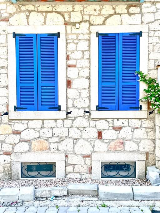 blue windows of Alacati