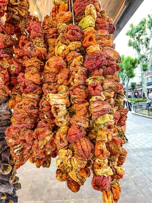 Dried and preserved vegetables in Turkey