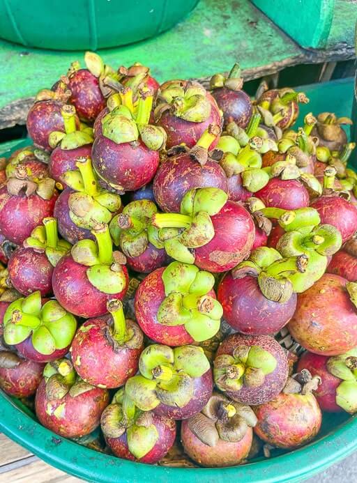 Mangosteens in Bentota market