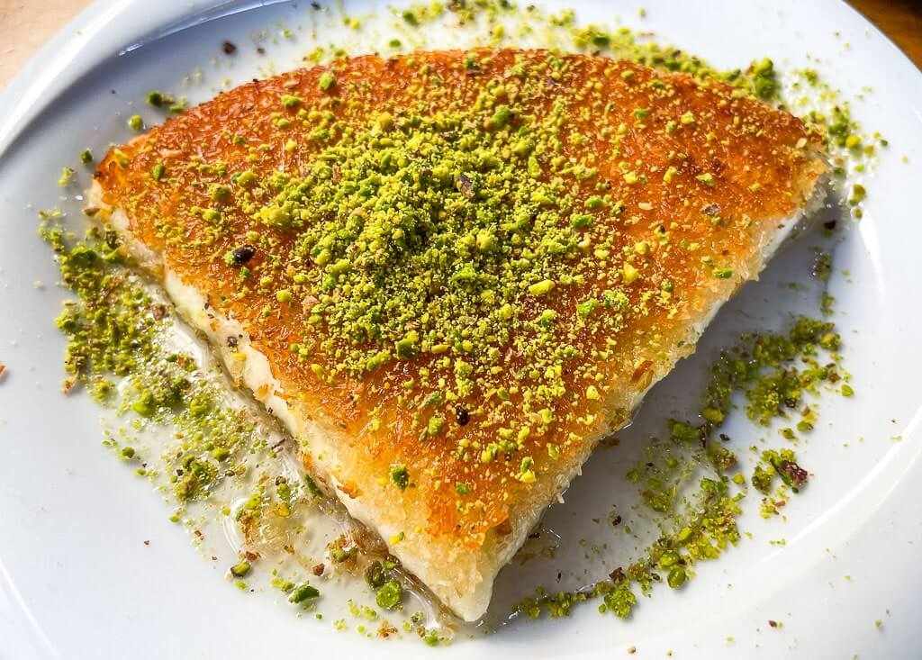 Kunefe - traditional Turkish dessert