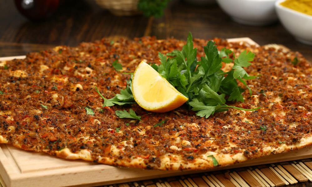 Lahmacun - Turkish pizza