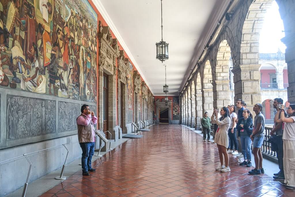 Guided tours at Mexico City National Palace