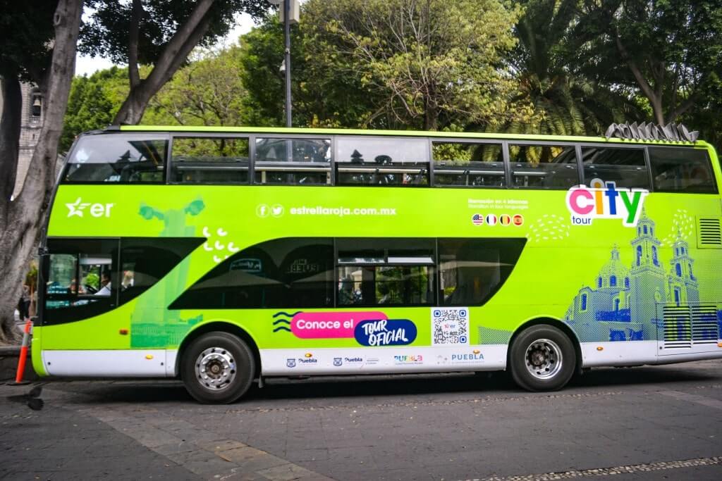Double decker bus tour in Puebla