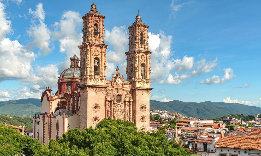 The main cathedral in the Silver mining town of Taxco