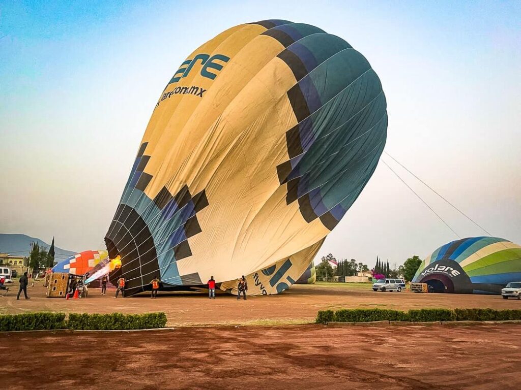 The inflation process of Volare balloons