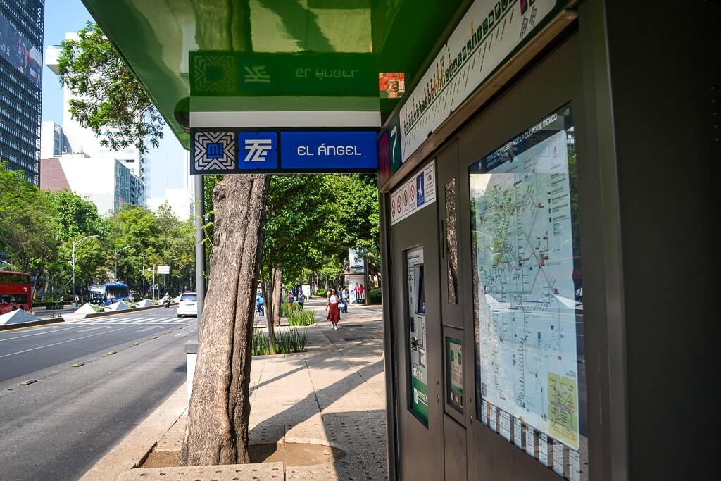 Metrobus stop at El Angel on Paseo de la Reforma