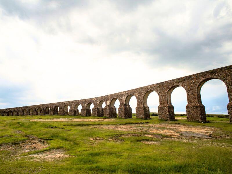 Arcos del Sitio or the Aqueduct of Xalpa