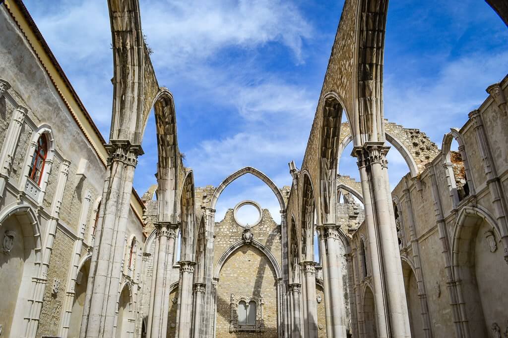 The majestic arches of Carmo Convent