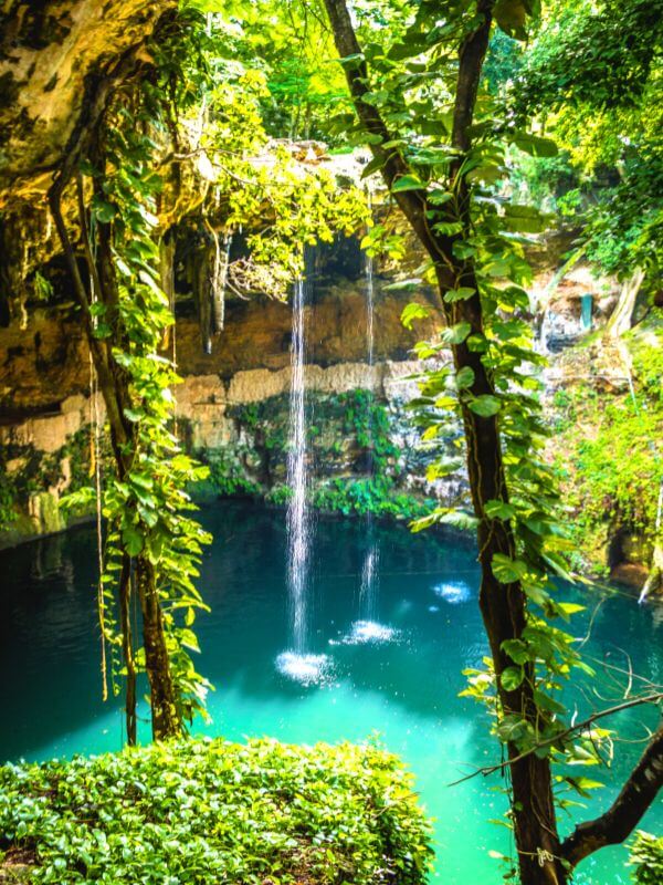 Cenote Zaci in Valladolid