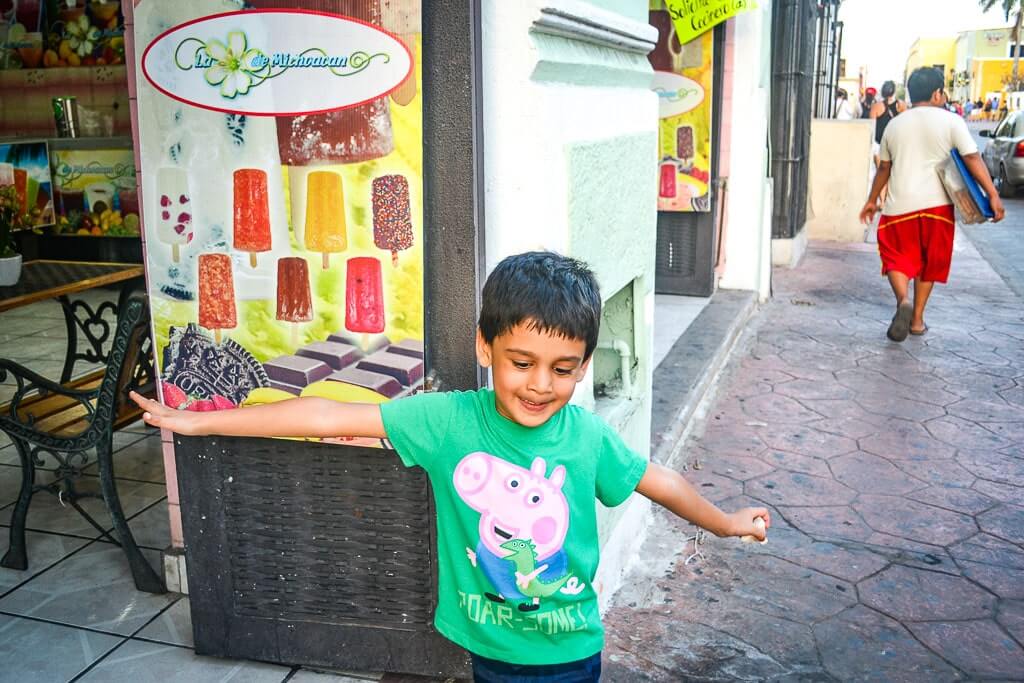 Ice lollies at La Flor de Michoacan are a must do in Valladolid Mexico