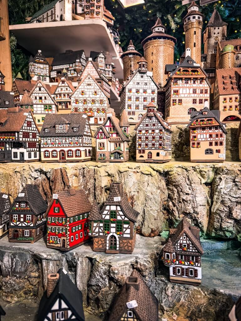 Half-timbered house miniatures